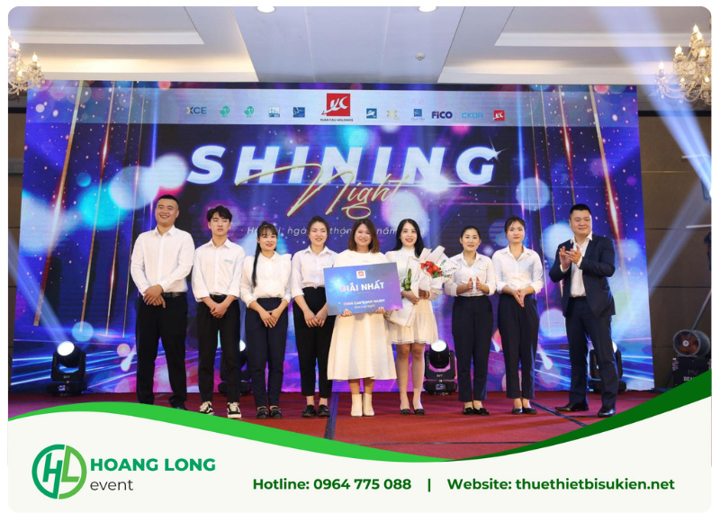 trang trí tất niên